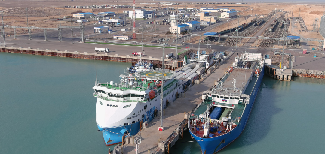 Паромный комплекс в порту «Курык»