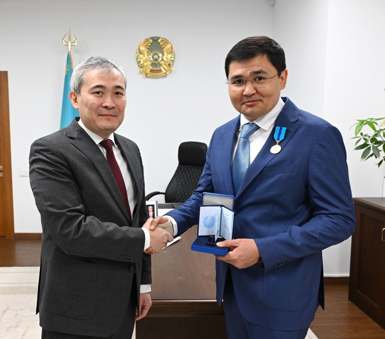 Нурболат Уразбаев награждён медалью «Ерен еңбегі үшін»