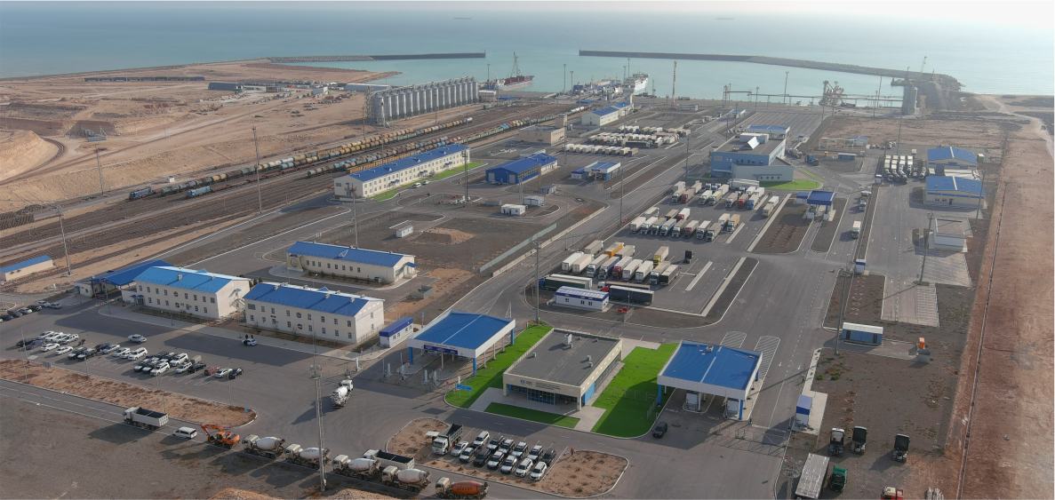 Ақтау қаласының Құрық портында, паром кешенінің құрылысы